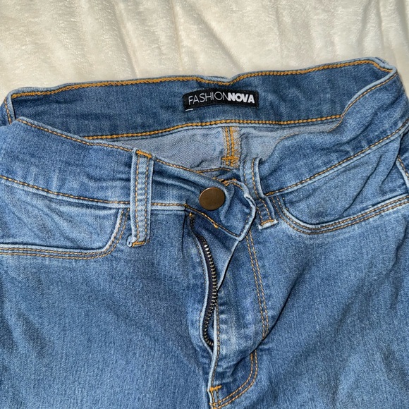 FASHION NOVA skinny jeans, blue, size 0 - Picture 4 of 5